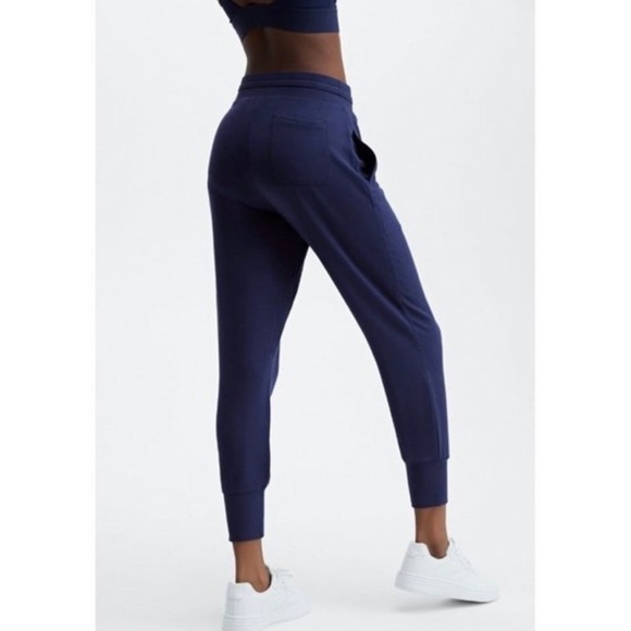 NWT Fabletics 1X (16-18) Daria Jogger Pants Navy - Picture 3 of 12